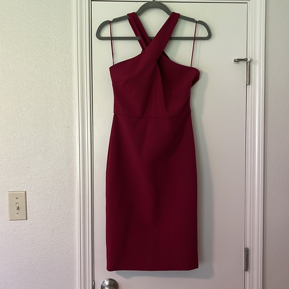 Super cute dress by Likley “Caroline”. Size 6.  Color is maroon or wine. - Picture 4 of 7